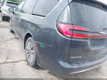 Chrysler Pacifica II 2021 Chrysler Pacifica 2021 CHRYSLER PACIFICA HYBRID TOURING L 3.6 Hybryda 260KM, zdjęcie 9