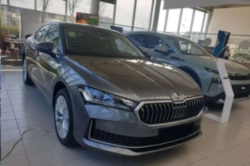 Skoda Superb IV Kombi Plug-in 1.5 TSI iV Plug-In 204KM 2026 Skoda Superb Selection PHEV Duzy Rabat Polski Salon Dowolna Konfiguracja, zdjęcie 3