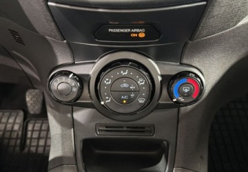 Ford Fiesta VII Hatchback 3d Facelifting 1.25 60KM 2015 Ford Fiesta 1.2 60KM M5 2015r., Salon PL, przebieg 87 570 km 1.2 Benzyna, zdjęcie 6