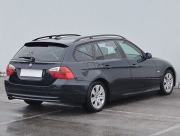 BMW Seria 3 E90-91-92-93 Touring E91 2.0 320i 150KM 2007 BMW 3 320 i, Automat, Navi, Klima, Klimatronic, zdjęcie 4