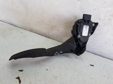 POTENCJOMETR PEDAŁ GAZU ASTRA K 13373777