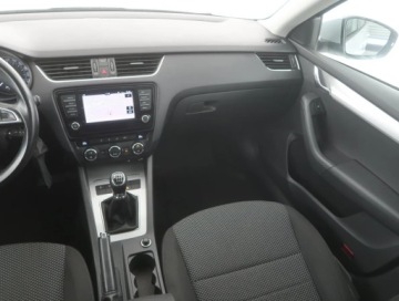 Skoda Octavia III Kombi 2.0 TDI 150KM 2016 Skoda Octavia 2.0 TDI, Salon Polska, Navi, Klima, zdjęcie 7