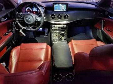 Kia Stinger 2021 Kia Stinger 2021 2.0 Benzyna 300KM, zdjęcie 8