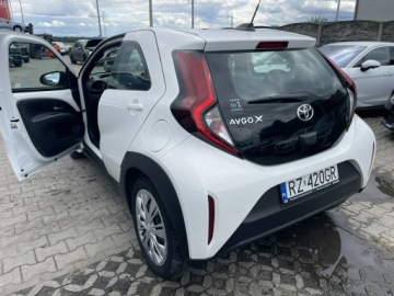 Toyota Aygo X 1.1 VVT-i 72KM 2025 Toyota Aygo X Salon PL Kamera Automat Klimatyzacja, zdjęcie 3