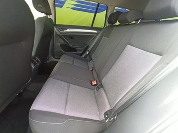 Volkswagen Golf VII Variant 1.6 TDI BlueMotion  110KM 2015 Volkswagen Golf mały przebieg, zdjęcie 8