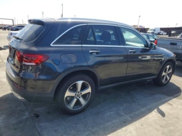 Mercedes GLC C254/X254 2022 Mercedes-Benz GLC 300 2022 2.0 Benzyna 255KM, zdjęcie 3