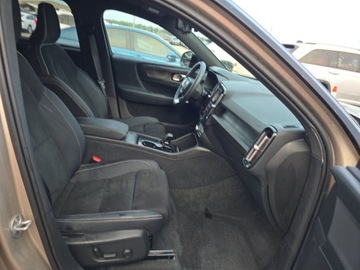 Volvo XC40 2024 Volvo XC 40 Recharge Pure 2024 Elektryczny 405KM, zdjęcie 11