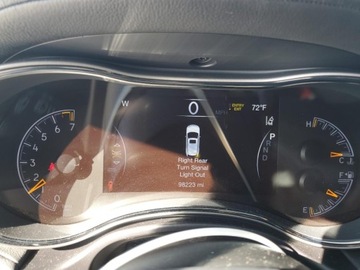 Jeep Grand Cherokee IV 2018 Jeep Grand Cherokee Overland 2018 3.6l 3.6 Benzyna 295KM, zdjęcie 9