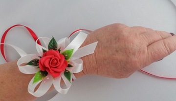 KOTYLION BUKIECIK NA RĘKĘ KORSARZ ŚLUB STUDNIÓWKA