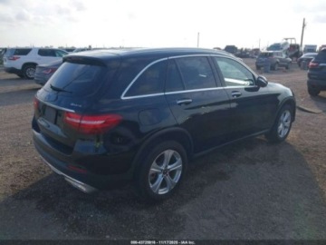 Mercedes GLC C253 2018 Mercedes-Benz GLC 2018 r., 2,0L 300 4MATIC 2.0 Benzyna 241KM, zdjęcie 5