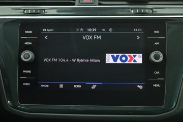 Volkswagen Tiguan II SUV Facelifting 2.0 TSI 190KM 2022 VW Tiguan 2.0 TSI, Salon Polska, 4X4, DSG, Klima, zdjęcie 8