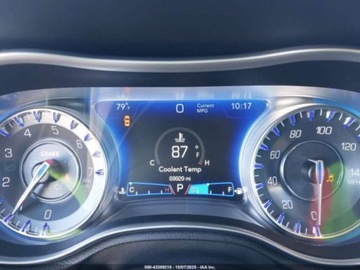 Chrysler 300C II 2023 Chrysler 300 Touring L 2023 3.6l 3.6 Benzyna 292KM, zdjęcie 3