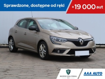 Renault Megane IV Hatchback 5d 1.6 SCe 114KM 2017 Renault Megane 1.6 SCe, Salon Polska