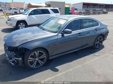 BMW Seria 3 G20-G21 2021 BMW Seria 3 330E 2021 2.0l 2.0 Hybryda 180KM, zdjęcie 1