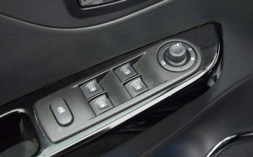 Renault Captur I Crossover 1.2 TCe EDC 120KM 2015 Renault Captur 1.2B Automat Navi Kamera 2 Kpl Kol Sprowadzony 1.2, zdjęcie 19