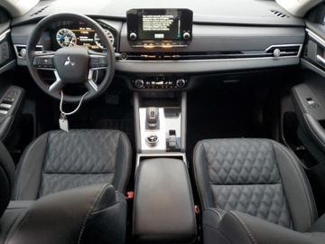 Mitsubishi Outlander III 2024 Mitsubishi Outlander Sel 2024 2.5l 2.5 Benzyna 181KM, zdjęcie 8
