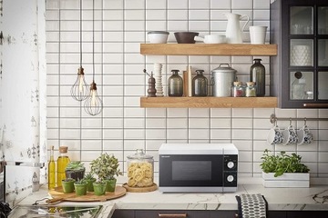 Отдельностоящая микроволновая печь Sharp YC-MG01ES