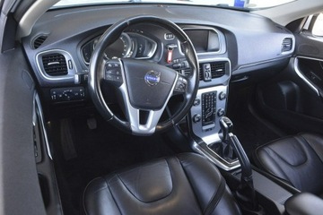 Volvo V40 II Hatchback 1.6 D2 115KM 2015 Volvo V40 1.6HDI Ocean Race nawi doinwestowany, zdjęcie 15