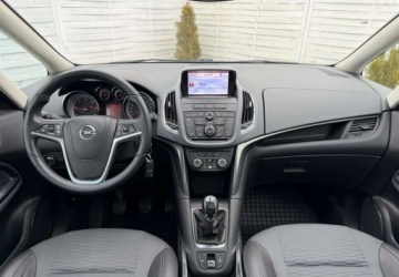 Opel Zafira C Tourer 2.0 CDTI ECOTEC 130KM 2013 Opel Zafira Opel Zafira Tourer 2.0 CDTI Edition 2.0 Diesel 130KM, zdjęcie 8