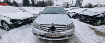 Mercedes Klasa C W204 2009 Mercedes-Benz Klasa C 2009r, 1.8 Benzyna. AUTOMAT. Lekko uszkodzony przod., zdjęcie 11