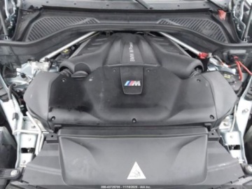 BMW Seria 6 F06-F12-F13 2015 BMW X6M 2015 4.4 Benzyna 567KM, zdjęcie 8