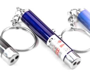 ЛАЗЕРНЫЙ ФОНАРИК 2В1 БРЕЛОК-ИГРУШКА ДЛЯ КОШКИ-ПОЙНТЕРА