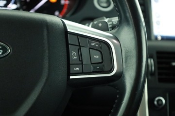 Land Rover Discovery Sport SUV 2.0 TD4 180KM 2017 Land Rover Discovery Sport TD4, Salon Polska, zdjęcie 14