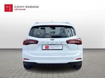 Ford Focus IV Kombi Facelifting 1.0 EcoBoost 125KM 2023 Ford Focus SalonPL 1.0 125KM Combi Titanium Climatronic Tempomat LED VAT23, zdjęcie 5