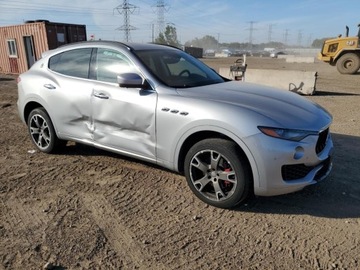 Maserati Levante 2017 Maserati Levante Sport 2017 3.0l 3.0 Benzyna 345KM, zdjęcie 4