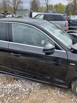DRZWI PRZÓD PRAWE AUDI A3 8V 12- SEDAN LY9B