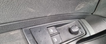 Audi A1 I Hatchback 3d 1.6 TDI 105KM 2010 Audi a1 2010r, 1.6 TDI. Uszkodzone boki. Jezdzi. 1.6 Diesel 105KM, zdjęcie 7