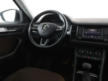 Skoda Kodiaq I SUV 2.0 TDI 150KM 2018 Škoda Kodiaq Skoda Kodiaq Ambition automat PDC, zdjęcie 15