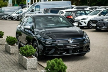 Volkswagen Golf VIII R Facelifting 2.0 TSI 333KM 2026 Volkswagen Golf R 2.0 TSI 4Motion 333 KM DSG, zdjęcie 3