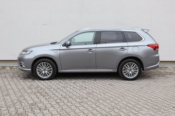 Mitsubishi Outlander III SUV PHEV Facelifting 2020 2.4 PHEV 224KM 2020 Mitsubishi Outlander 2.4 PHEV, Salon Polska, zdjęcie 2