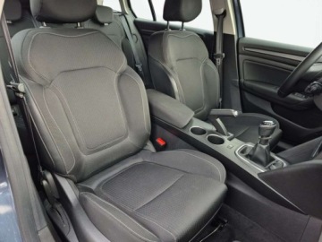 Renault Megane IV GrandCoupe Facelifting 1.0 TCe 115KM 2022 Renault Megane Salon PL Benzyna LED Lift aut klimatyzacja Benzyna 116KM, zdjęcie 16