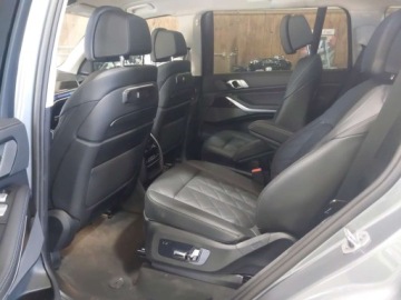 BMW X7 2025 BMW X7 2025 BMW X7 xdrive 40I 3.0 Benzyna 375KM, zdjęcie 11