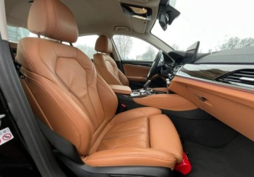 BMW Seria 5 G30-G31 Limuzyna Facelifting 2.0 530i 252KM 2022 BMW Seria 5 xDrive Automat Brazowa Skora Navi Ambiente Kamera FV23, zdjęcie 16