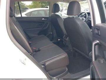 Volkswagen Tiguan III 2024 Volkswagen Tiguan 2024 VOLKSWAGEN TIGUAN 2.0T WOLFSBURG EDITION 2.0 Benzyna, zdjęcie 12