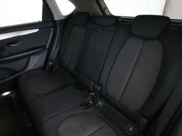 BMW Seria 2 F22-F23-F45-F46 Active Tourer 220d 190KM 2015 BMW 220 2.0D Automat xDrive Active Tourer, zdjęcie 16