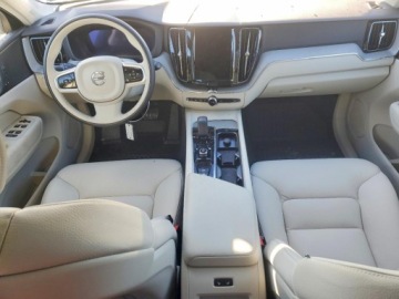 Volvo XC60 II 2025 Volvo XC 60 Plus 2025 2.0 Benzyna 247KM, zdjęcie 8