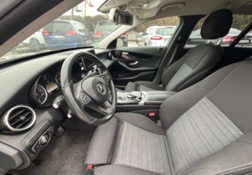 Mercedes Klasa C W205 Kombi 220 BlueTEC 170KM 2015 Mercedes-Benz Klasa C 2015 r. 2.1 Diesel 170KM, zdjęcie 9