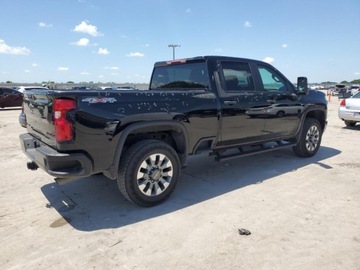 Chevrolet Silverado II 2023 Chevrolet Silverado K2500 Custom 2023 6.6l 6.6 Benzyna 401KM, zdjęcie 3