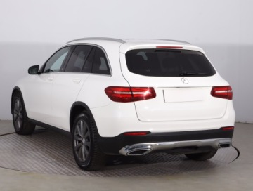 Mercedes GLC C253 SUV 2.1 220 d 170KM 2015 Mercedes GLC GLC 220 d 4MATIC, 167 KM, 4X4, zdjęcie 3