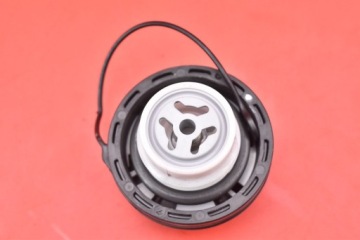 KOREK WLEWU PALIWA OPEL MOKKA A 12-15