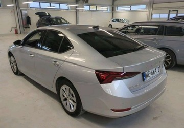 Skoda Octavia IV Liftback 1.5 TSI EVO 150KM 2022 Skoda Octavia Kamera Parktronic Led Virtual Kokpit Tempomat Asystent, zdjęcie 4