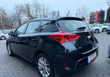 Toyota Auris II Hatchback 5d Dual VVT-i 100 99KM 2013 Toyota Auris Salon Polska, Serwis ASO, KameraCzujniki parkowania 1.3 99KM, zdjęcie 24