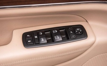 Jeep Grand Cherokee IV Terenowy Facelifting 3.0 V6 CRD 250KM 2013 Jeep Grand Cherokee 3.0D 250Ps Ledy Xenony Panorama Radar Navi Skora 1Wl., zdjęcie 18