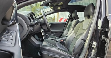 Volvo V40 II Hatchback Facelifting 1.5 T3 152KM 2019 Volvo V40 152Ps.Bezyna Automat R Design Full Led Navi Skora Alcantara 2019, zdjęcie 4