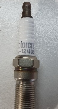 4 свечи зажигания Motorcraft Ford 4M5J-12405-AA
