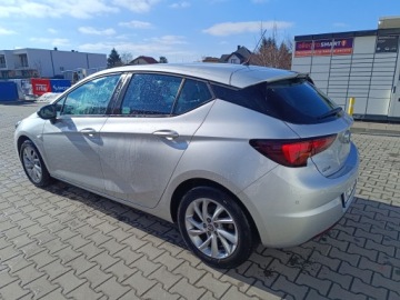 Opel Astra K Hatchback Facelifting 1.2 Turbo 130KM 2021 Opel Astra 1.2 K 130KM Salon PL 36 tyś km JAK NOWY po przeglądzie rok 2021, zdjęcie 4